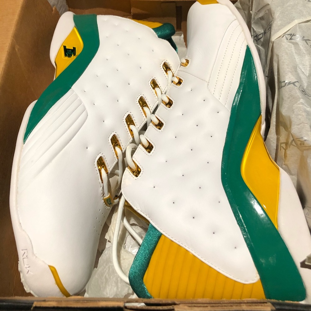 Allen Iverson Reebok Basketball Shoes - Picture 4 of 7